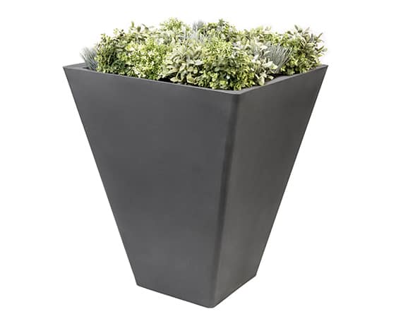 The self-watering Cosmopolitan planter