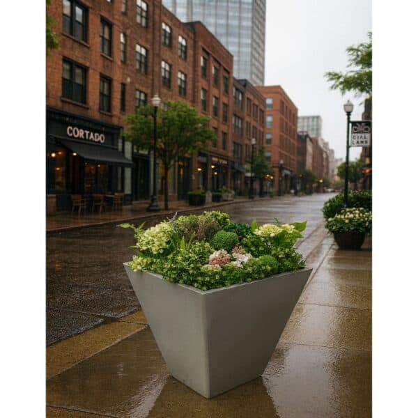 Metropolitan Tapered Self Watering Planter