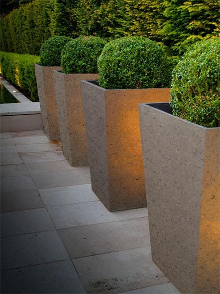 Urbanscape Cosmopolitan Self-Watering Planter