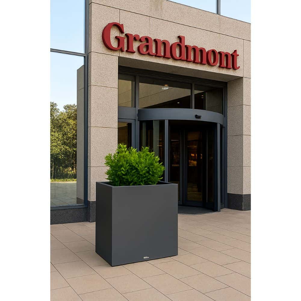 Kingston Rectangular Self Watering Planter - Image 10