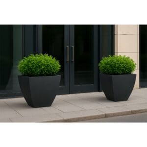 Manhattan Compact Self Watering Planter - Image 4